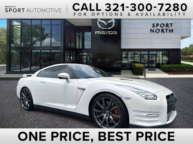 2015 Nissan GT-R Premium — Coupe — 10,574 mi — Longwood, FL
