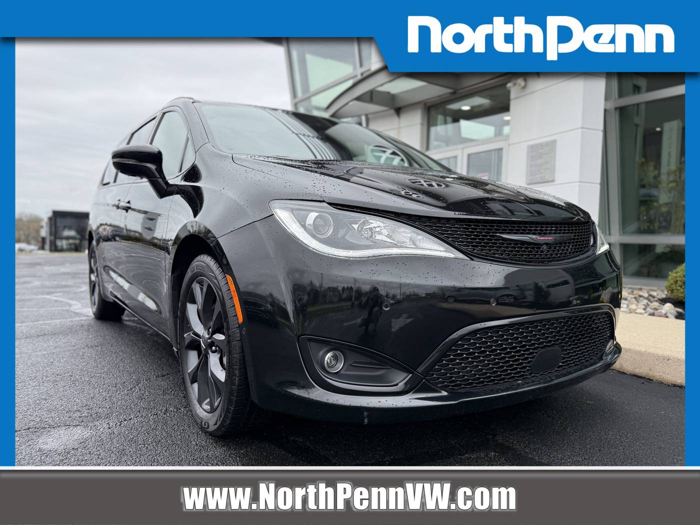2020 Chrysler Pacifica Red S — Minivan — 54,917 mi — Colmar, PA