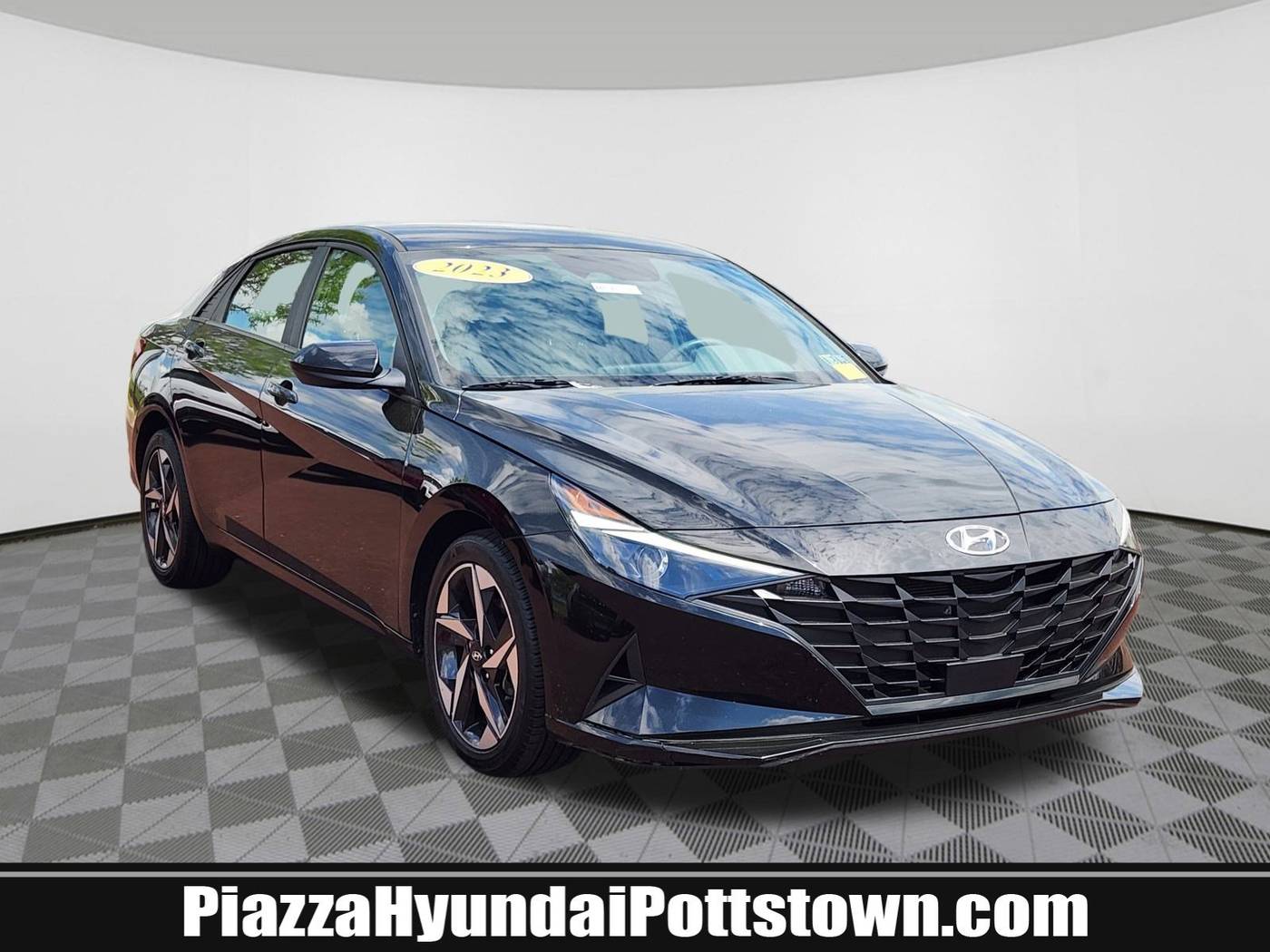2023 Hyundai Elantra SEL — Sedan — 27,403 mi — Limerick, PA