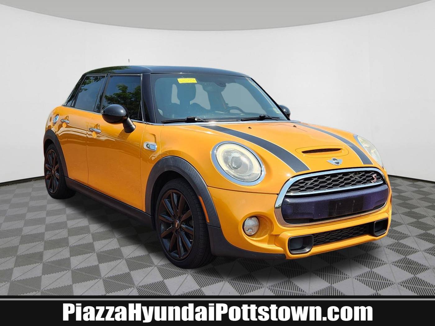 2015 MINI Hardtop Cooper S — Hatchback — 124,481 mi — Limerick, PA