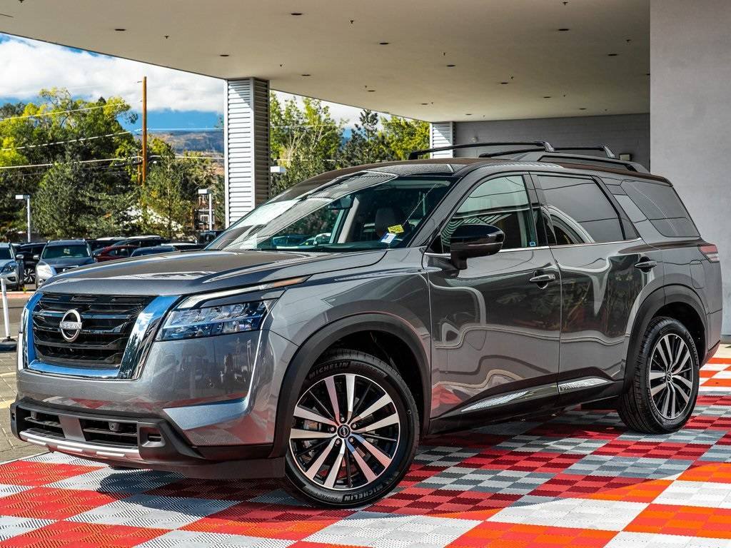 2023 Nissan Pathfinder Platinum — SUV — 25,405 mi — Reno, NV