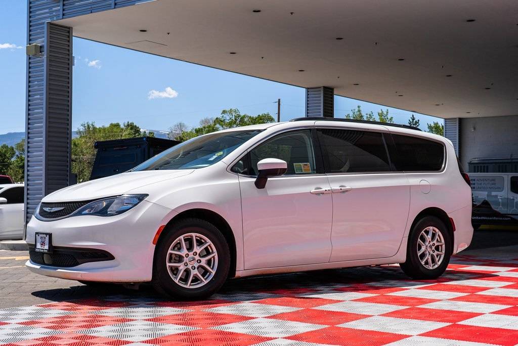 2021 Chrysler Voyager LXI — Minivan — 48,655 mi — Reno, NV