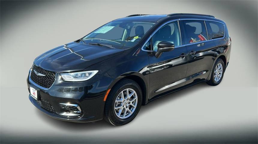 2022 Chrysler Pacifica Touring L — Minivan — 62,033 mi — Reno, NV