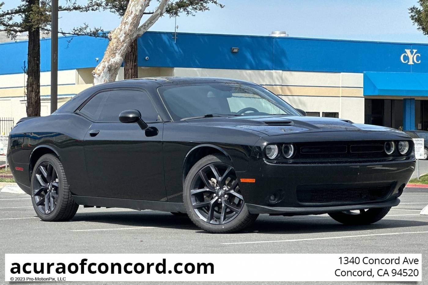 2020 Dodge Challenger SXT — Coupe — 77,612 mi — Concord, CA