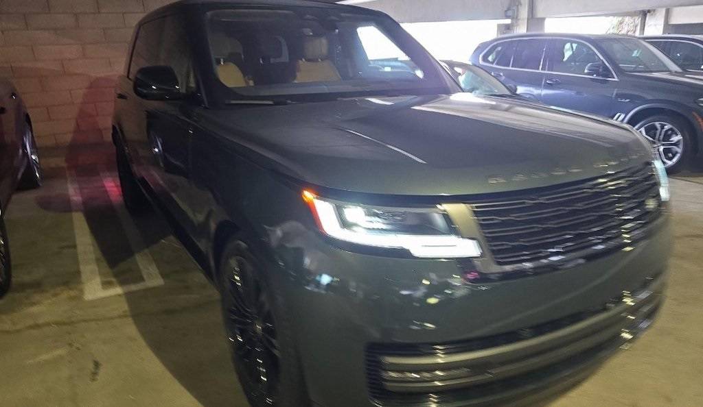 2023 Land Rover Range Rover SE — SUV — 10,699 mi — Boston, MA