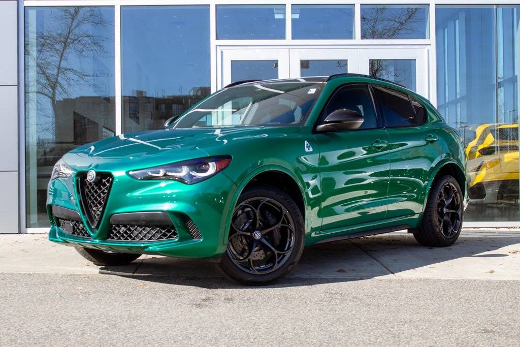 2024 Alfa Romeo Stelvio Quadrifoglio Carbon — SUV — 3,470 mi — Boston, MA