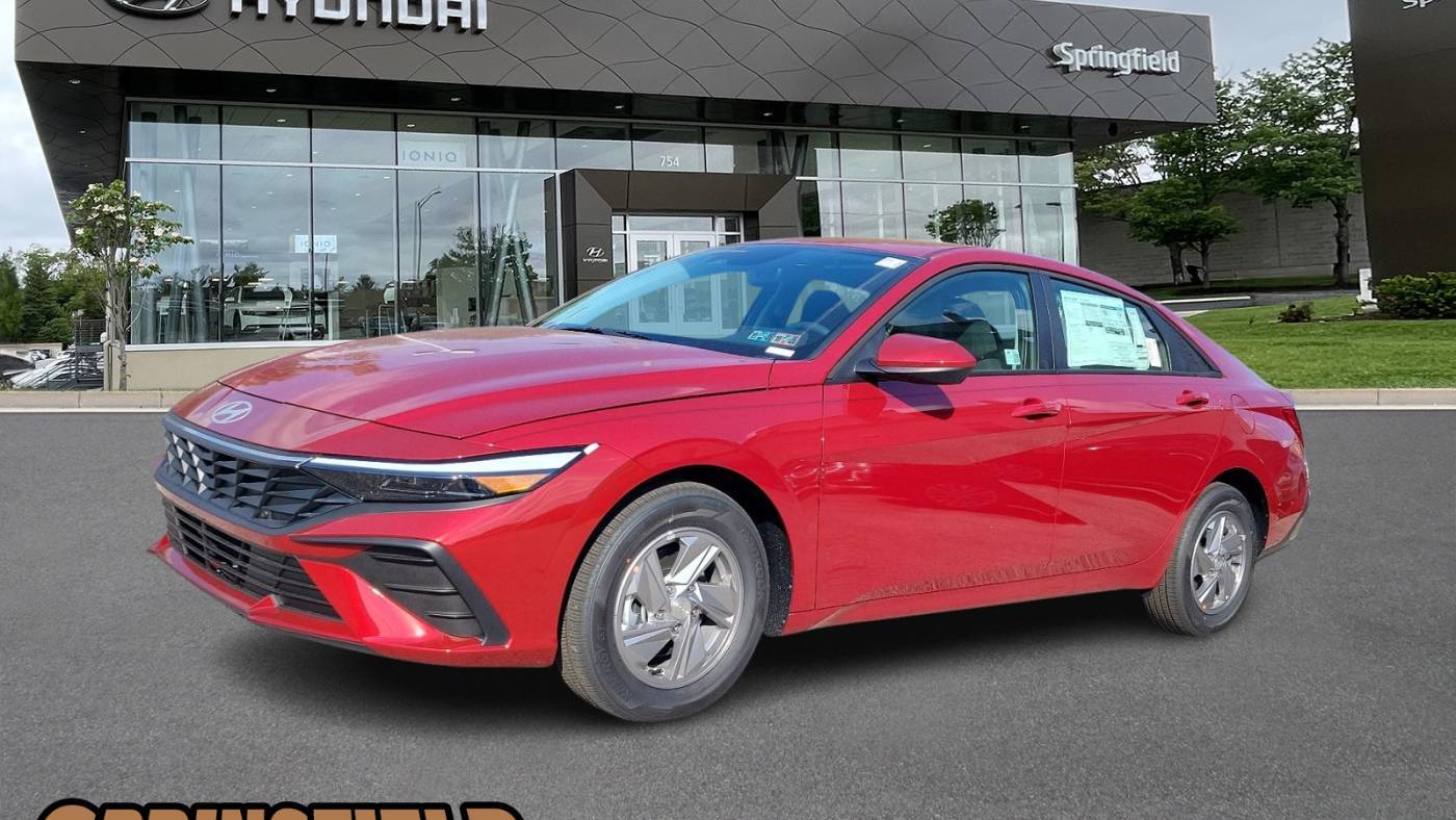 2025 Hyundai Elantra SE — Sedan — 16 mi — Springfield, PA