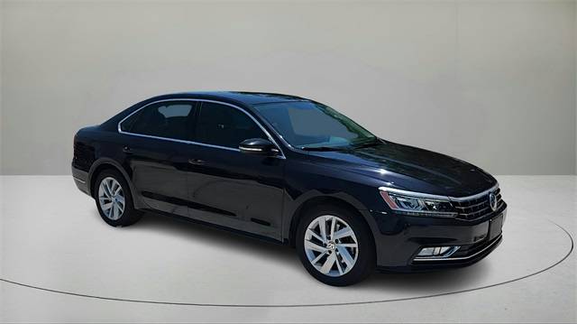 2018 Volkswagen Passat 2.0T SE — Sedan — 48,945 mi — Richardson, TX