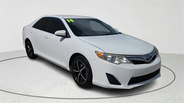 2014 Toyota Camry L — Sedan — 134,596 mi — Richardson, TX