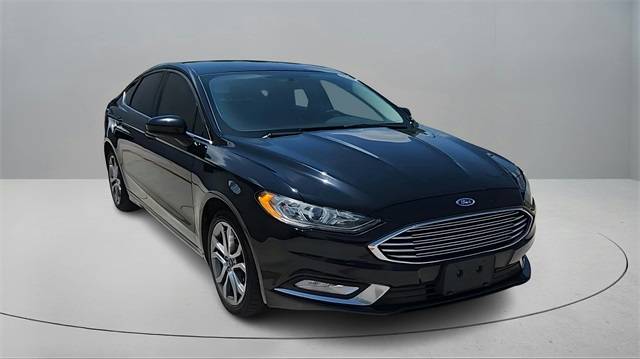 2017 Ford Fusion SE — Sedan — 141,517 mi — Richardson, TX