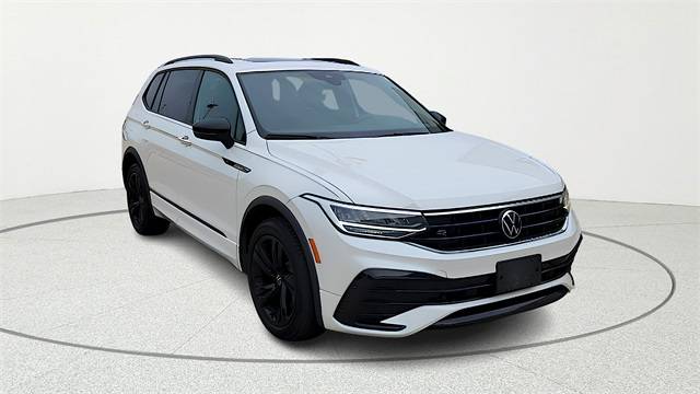 2023 Volkswagen Tiguan SE R-Line Black — SUV — 14,238 mi — Richardson, TX