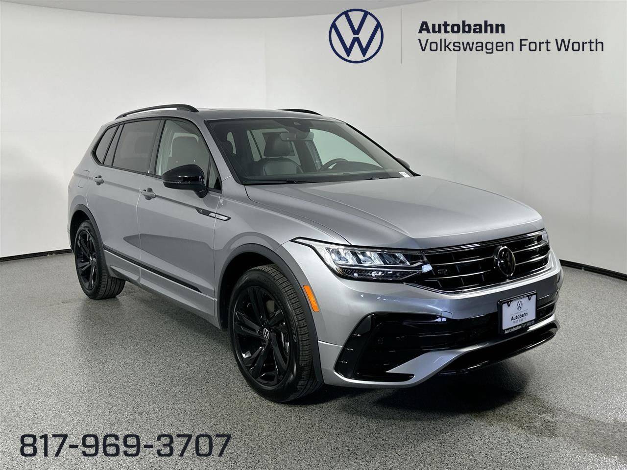 2024 Volkswagen Tiguan SE R-Line Black — SUV — 6,787 mi — Fort Worth, TX