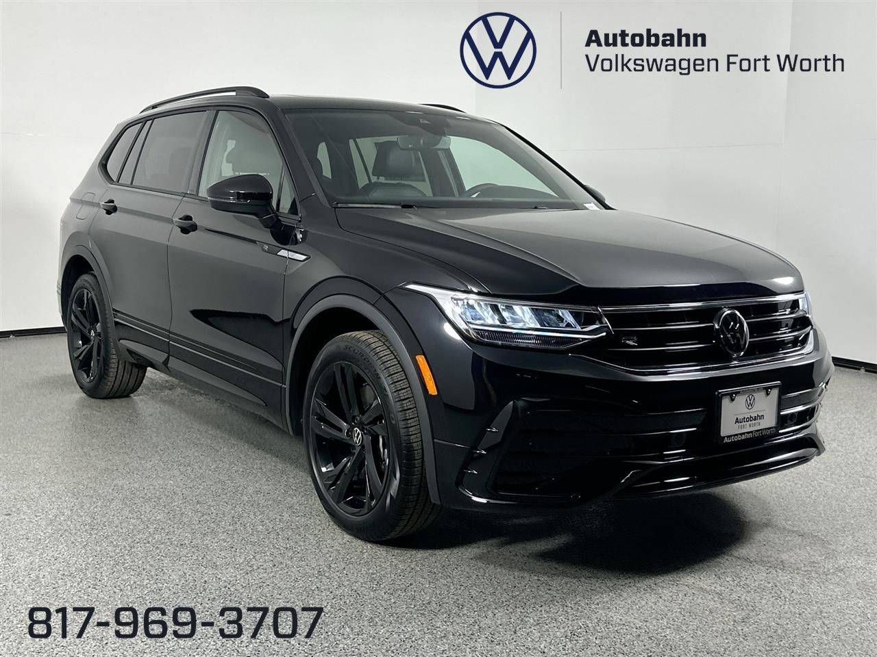 2024 Volkswagen Tiguan SE R-Line Black — SUV — 6,451 mi — Fort Worth, TX