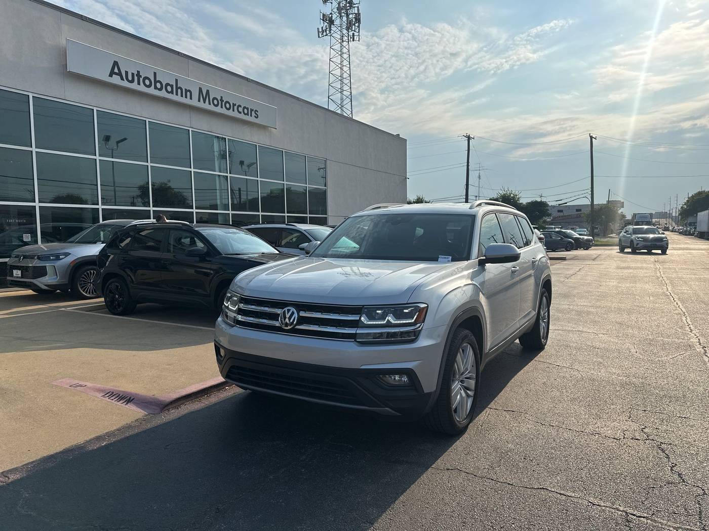 2019 Volkswagen Atlas SE with Technology — SUV — 134,544 mi — Fort Worth, TX