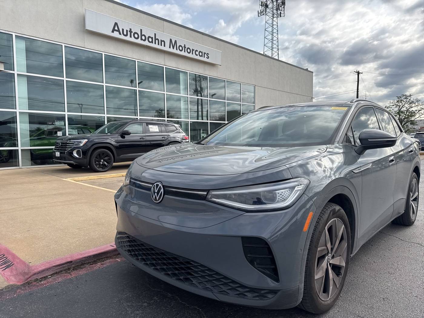 2023 Volkswagen ID.4 Pro — SUV — 20,213 mi — Fort Worth, TX