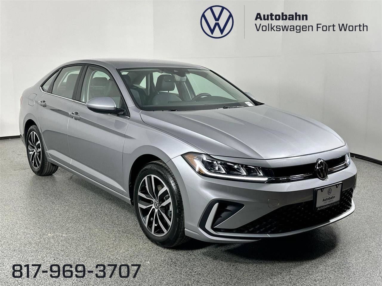 2025 Volkswagen Jetta SE — Sedan — 5,957 mi — Fort Worth, TX
