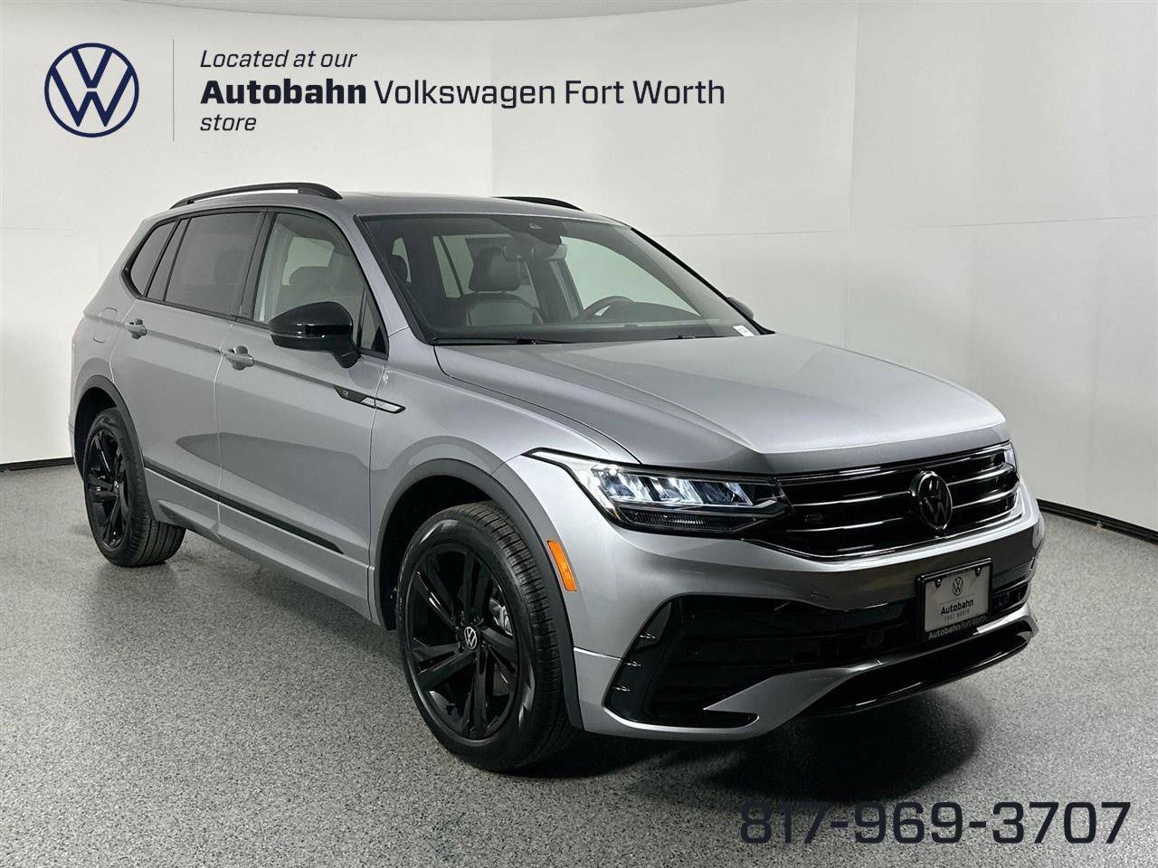 2024 Volkswagen Tiguan SE R-Line Black — SUV — 6,935 mi — Fort Worth, TX