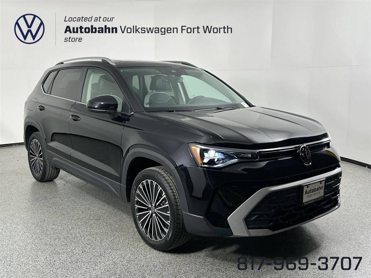 2025 Volkswagen Taos SE — SUV — 128 mi — Fort Worth, TX