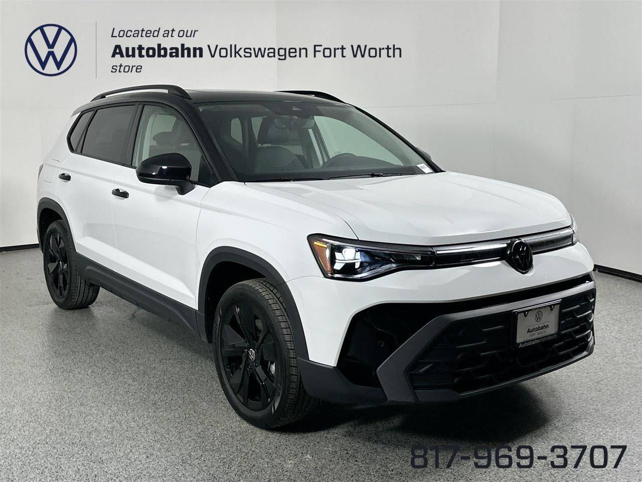 2025 Volkswagen Taos SE Black — SUV — 5,361 mi — Fort Worth, TX