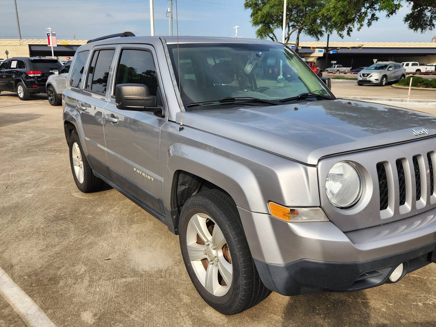 2016 Jeep Patriot Latitude — SUV — 120,465 mi — League City, TX