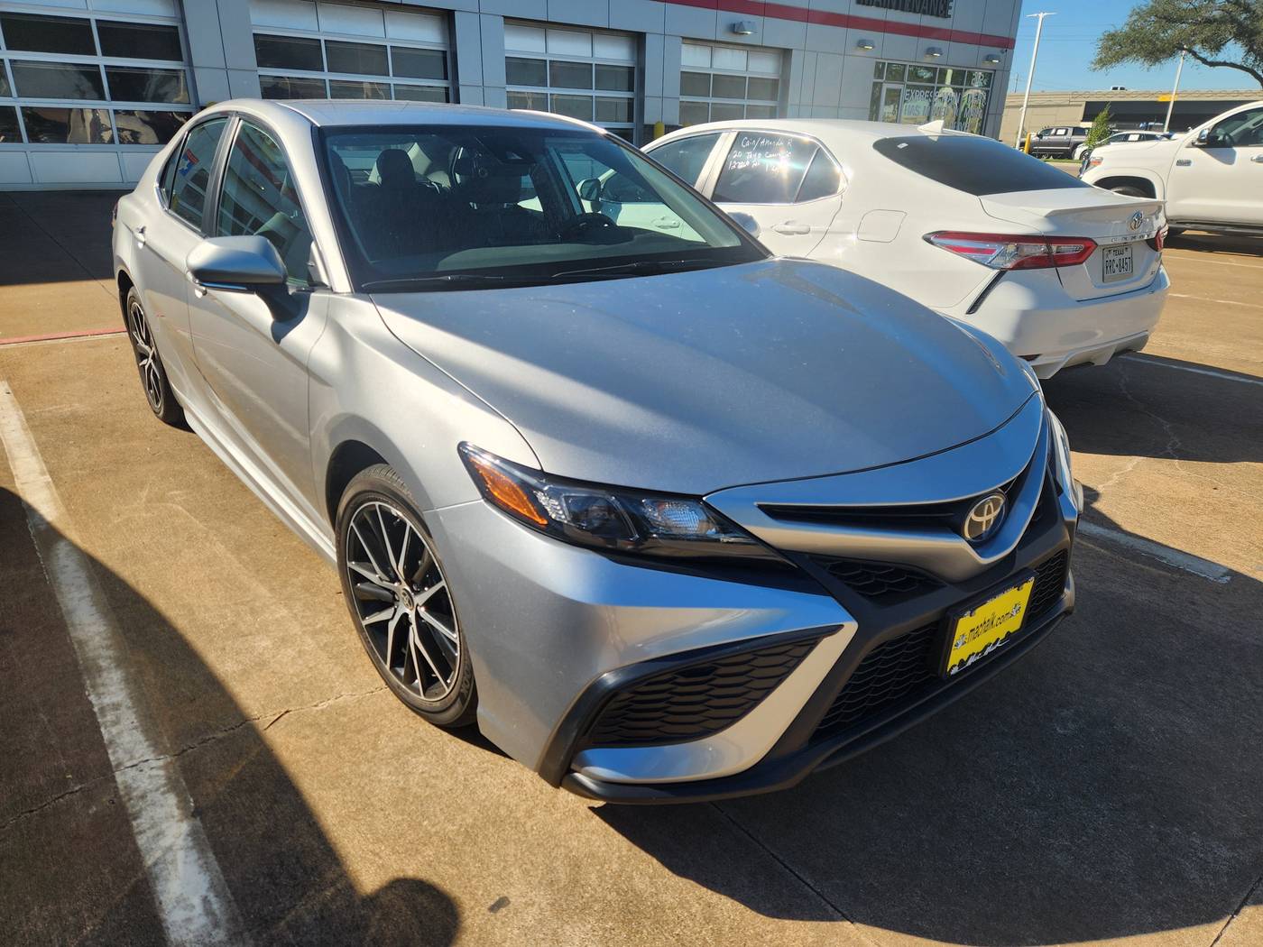 2022 Toyota Camry SE — Sedan — 9,019 mi — League City, TX