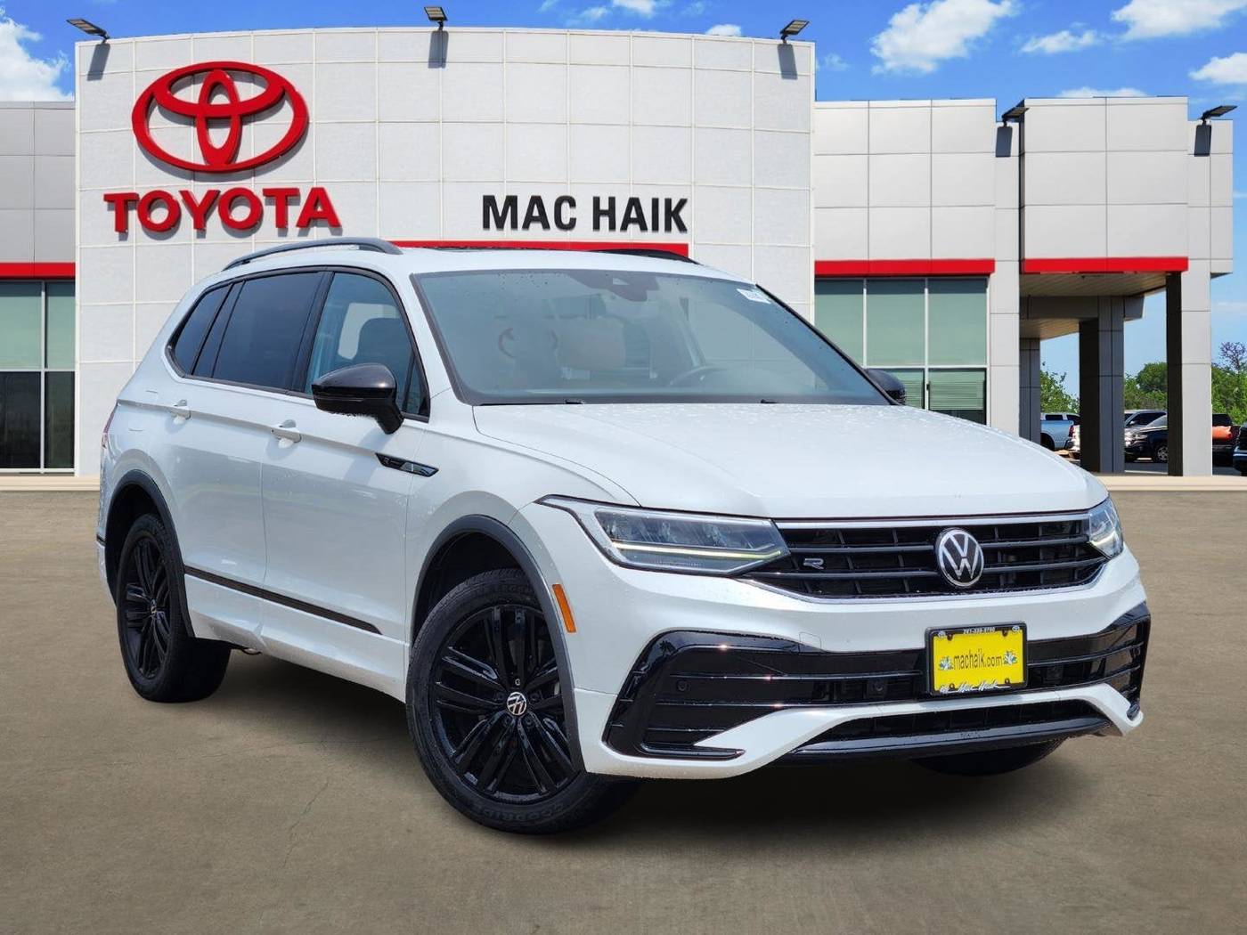 2022 Volkswagen Tiguan SE R-Line Black — SUV — 69,576 mi — League City, TX