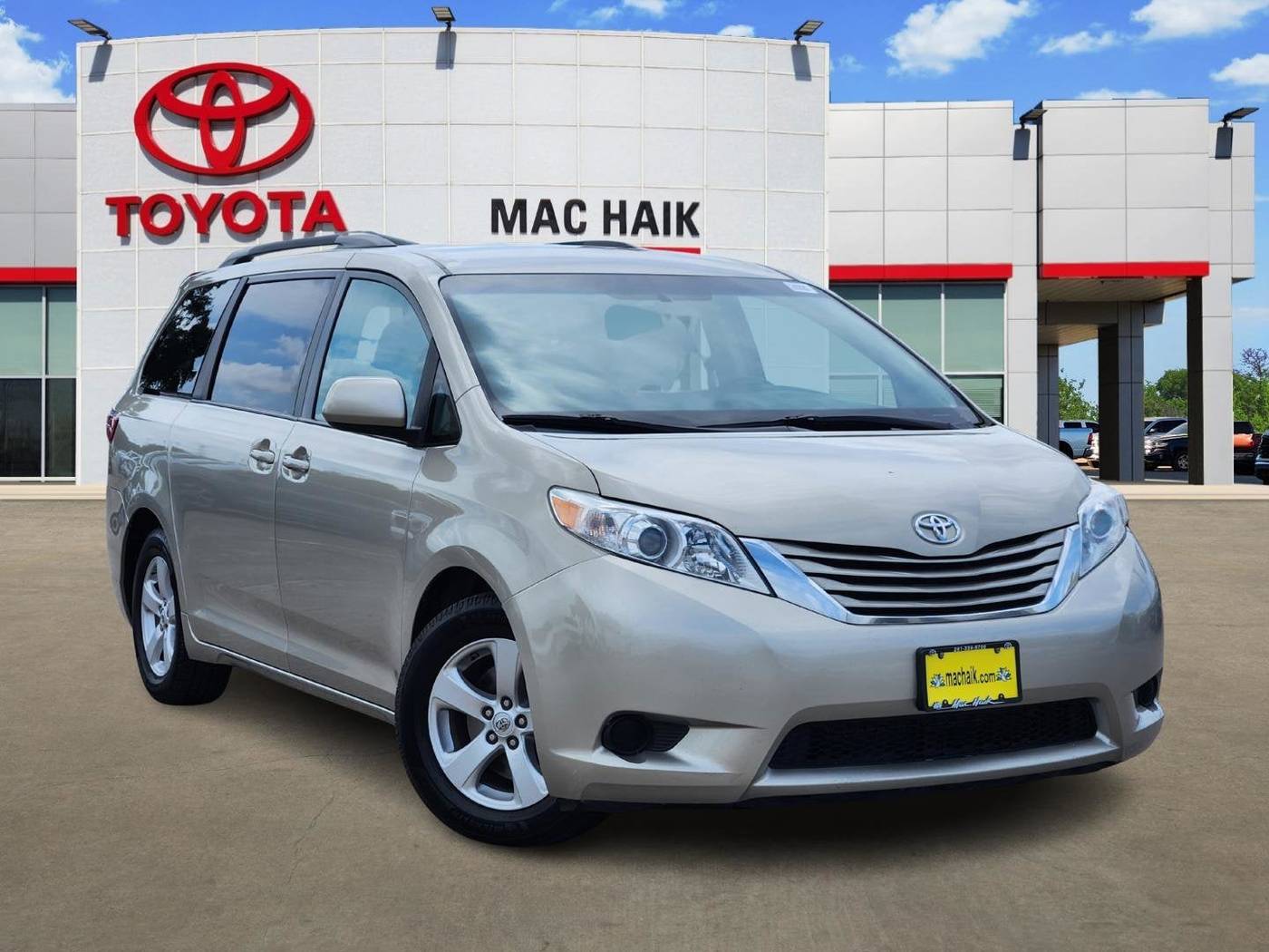 2015 Toyota Sienna LE — Minivan — 222,268 mi — League City, TX