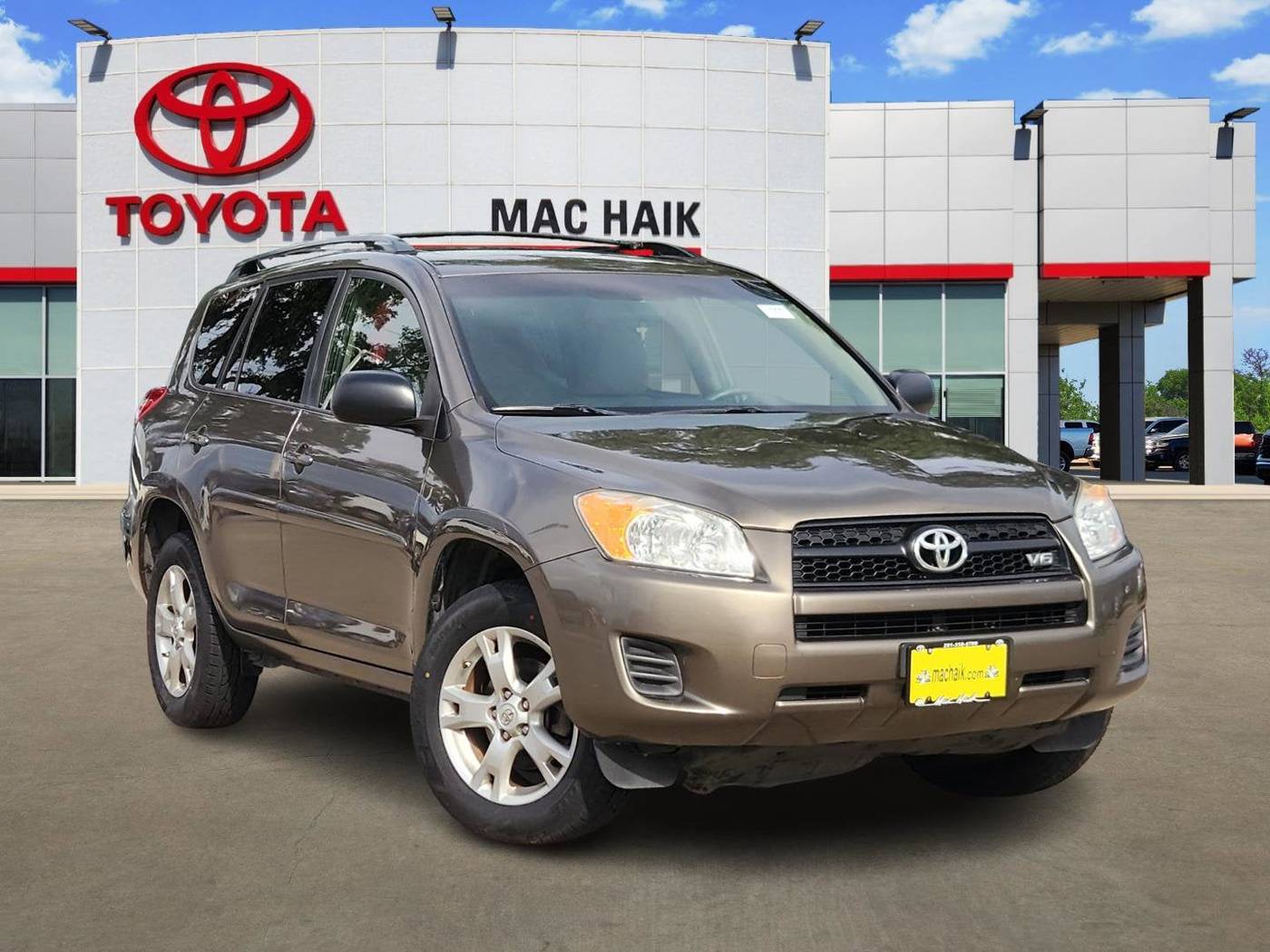 2011 Toyota RAV4 Base V6 — SUV — 196,115 mi — League City, TX
