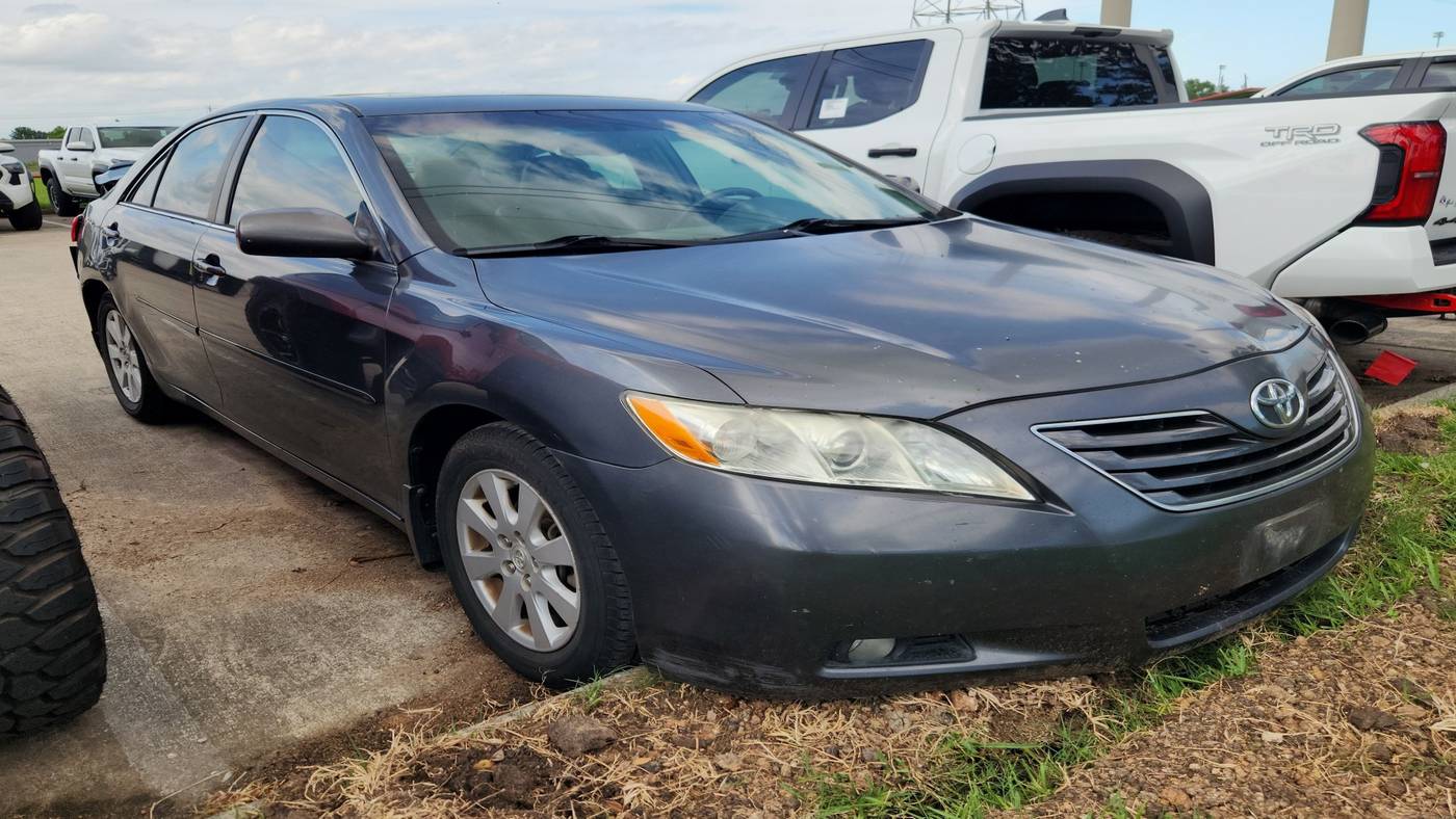 2009 Toyota Camry LE V6 — Sedan — 154,285 mi — League City, TX