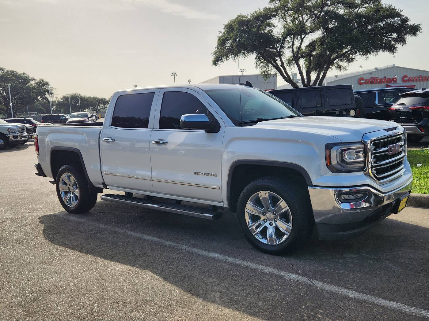 2018 GMC Sierra 1500 SLT — Pickup Truck — 57,513 mi — League City, TX