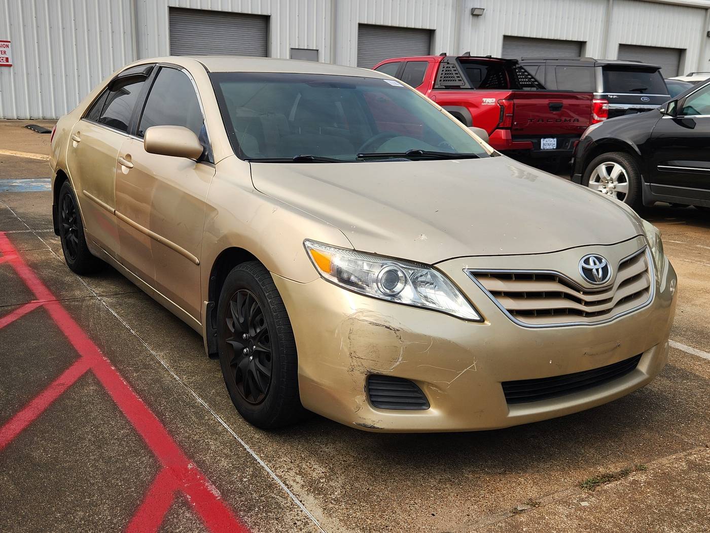 2010 Toyota Camry LE — Sedan — 136,008 mi — League City, TX