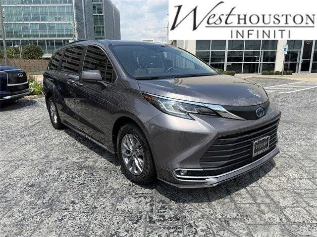 2022 Toyota Sienna XLE — Minivan — 77,305 mi — Houston, TX
