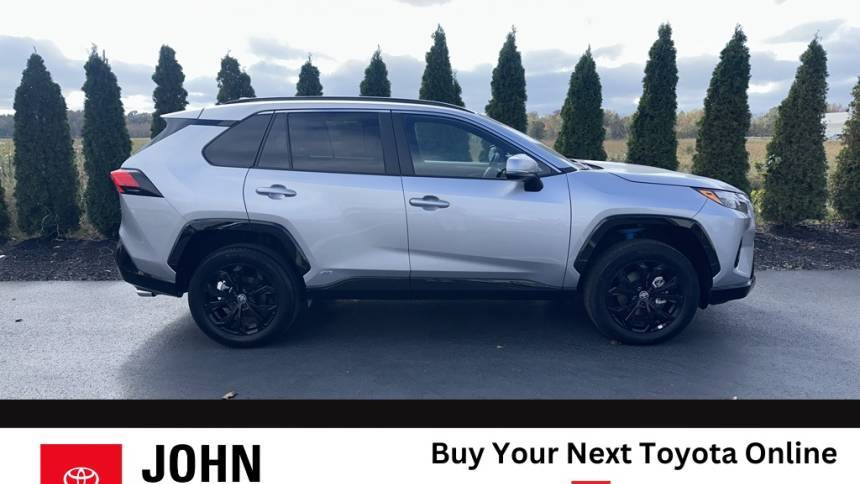 2024 Toyota RAV4 Hybrid SE — SUV — 968 mi — Manchester, TN
