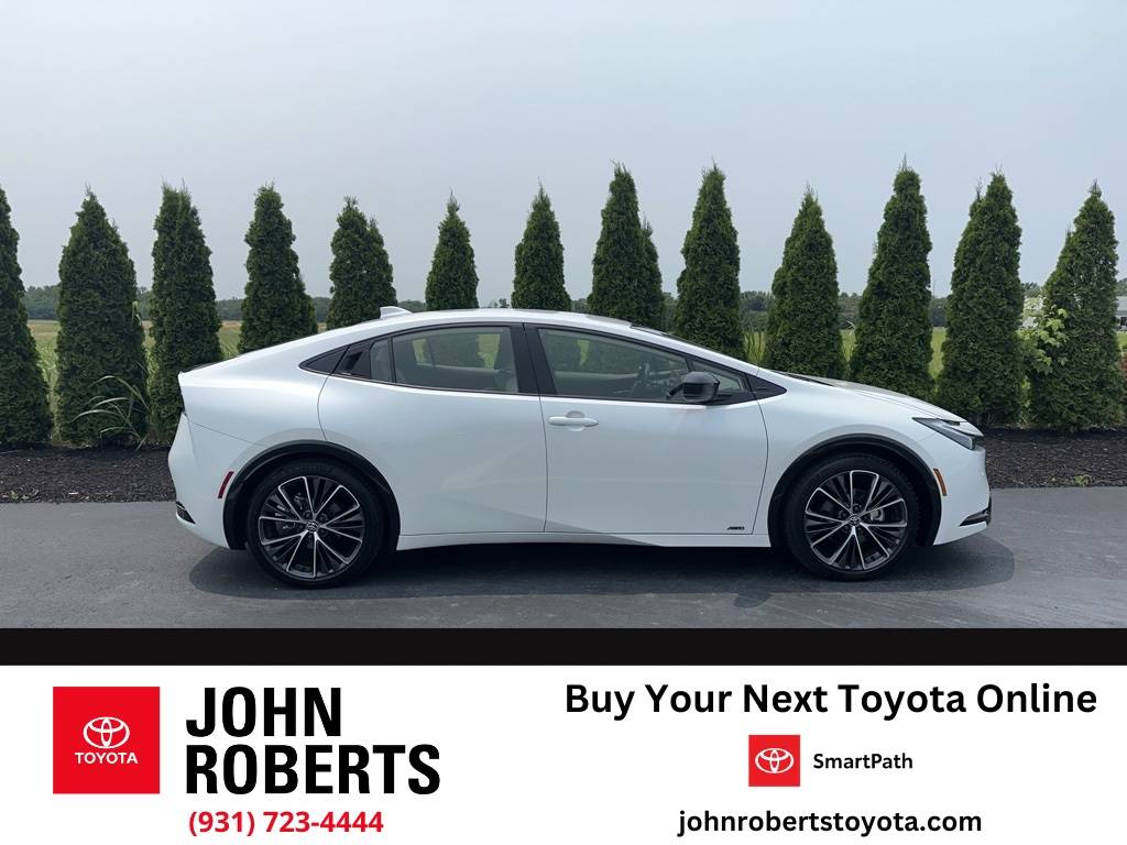 2024 Toyota Prius XLE — Hatchback — 4,501 mi — Manchester, TN
