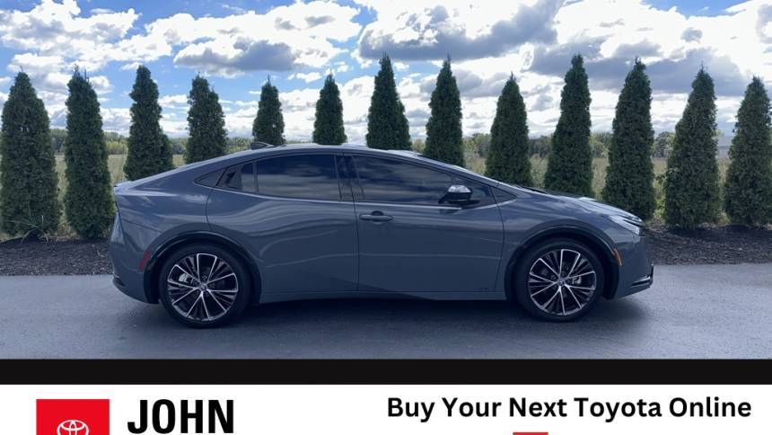 2024 Toyota Prius XLE — Hatchback — 15,876 mi — Manchester, TN
