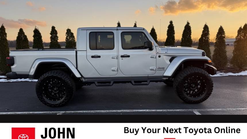 2022 Jeep Gladiator Overland — Pickup Truck — 13,835 mi — Manchester, TN