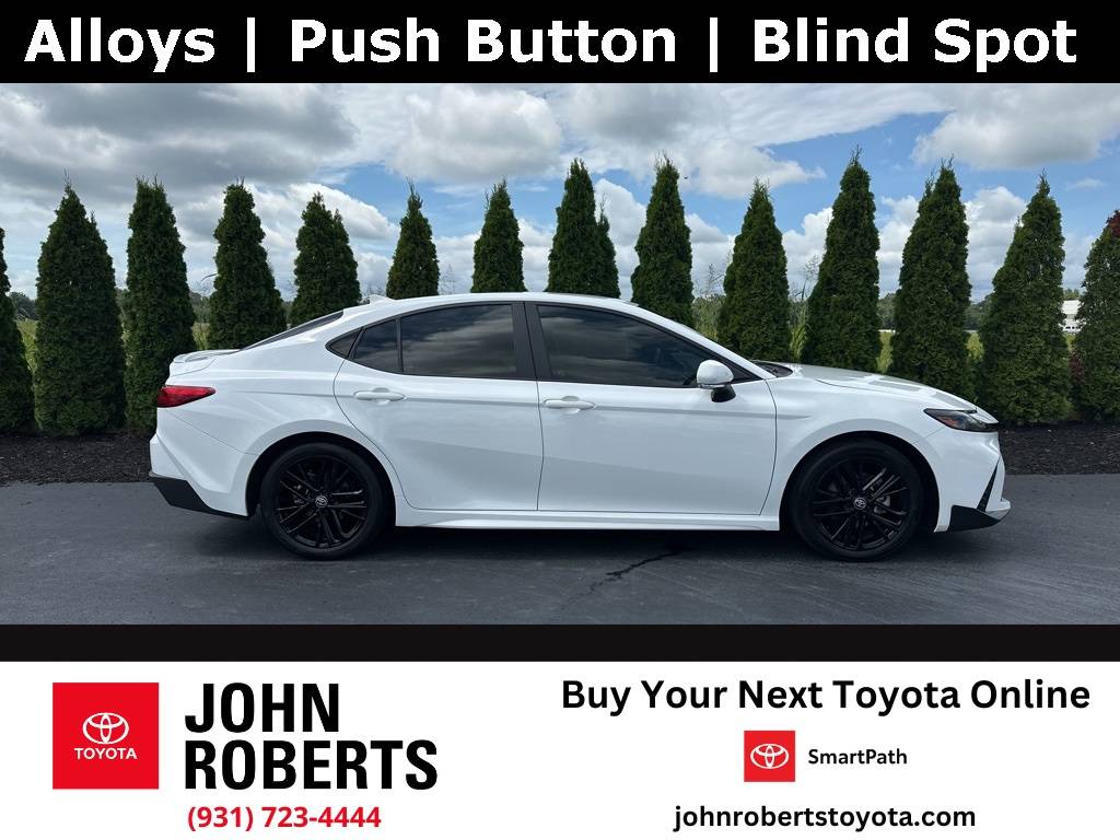 2025 Toyota Camry SE — Sedan — 10,615 mi — Manchester, TN
