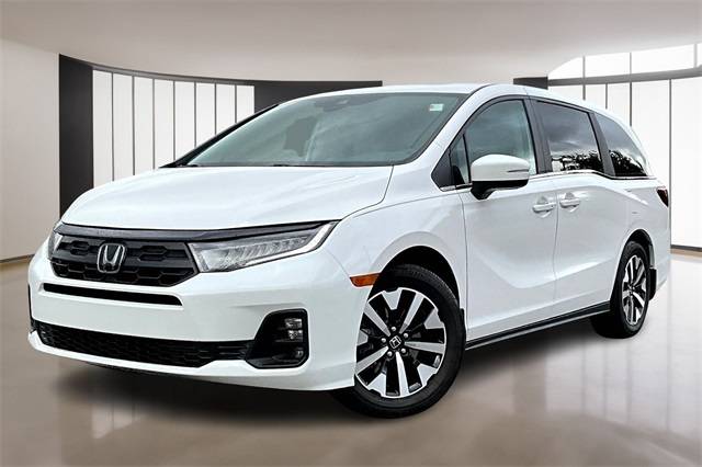 2025 Honda Odyssey EX-L — Minivan — 5,559 mi — Murfreesboro, TN