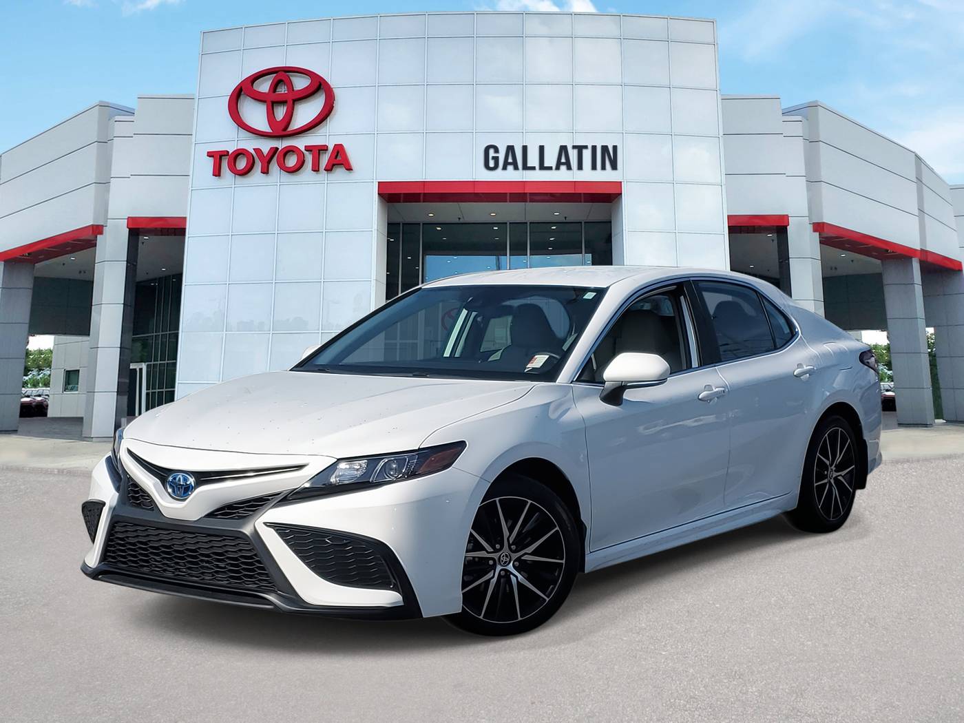 2024 Toyota Camry Hybrid SE — Sedan — 24,793 mi — Gallatin, TN