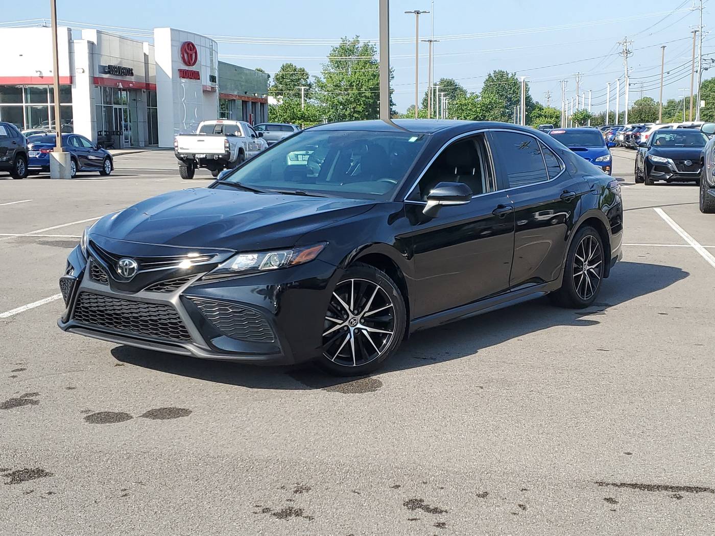 2022 Toyota Camry SE — Sedan — 77,230 mi — Gallatin, TN