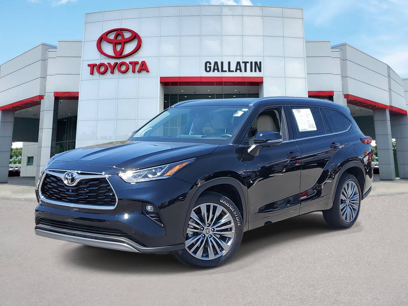 2023 Toyota Highlander L — SUV — 16,275 mi — Gallatin, TN