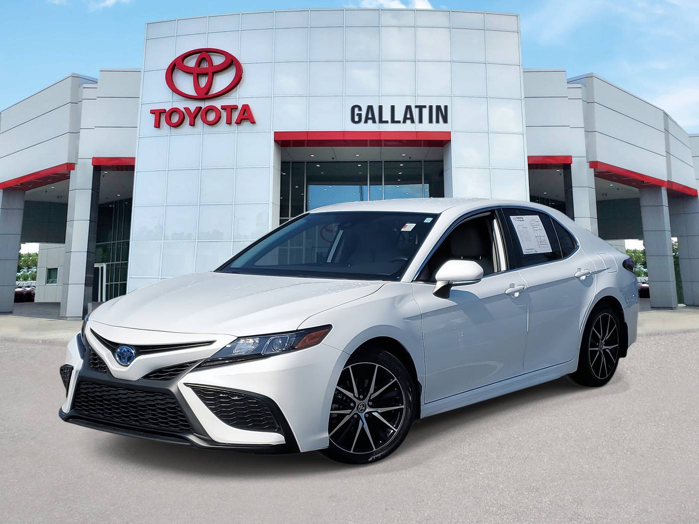 2023 Toyota Camry Hybrid SE — Sedan — 32,094 mi — Gallatin, TN