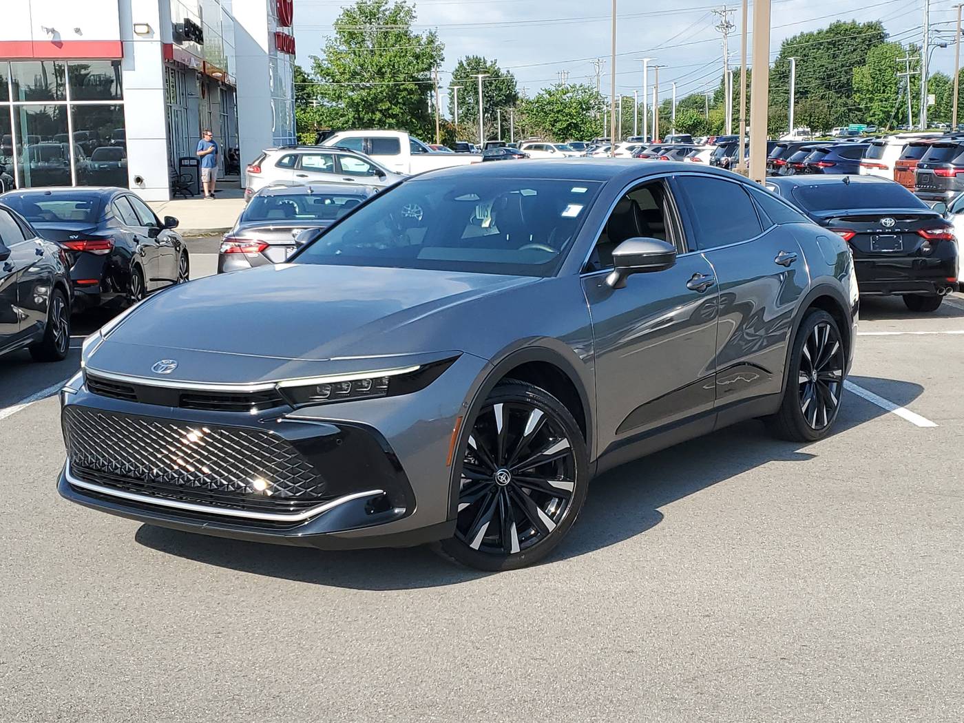 2024 Toyota Crown Platinum — Sedan — 9,818 mi — Gallatin, TN