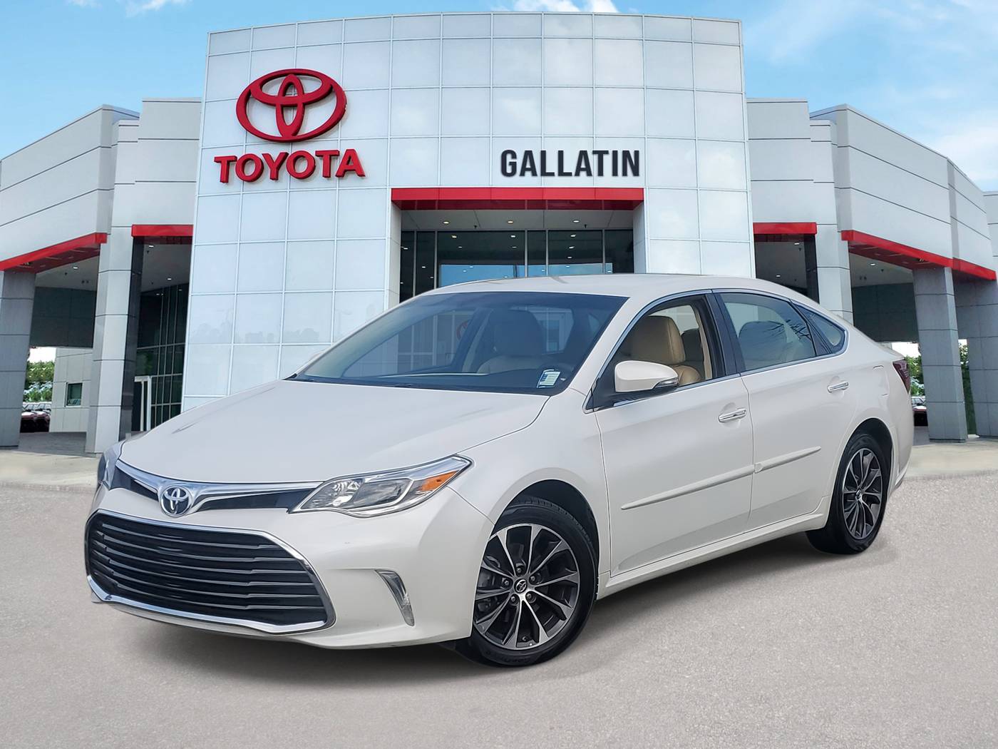 2016 Toyota Avalon XLE — Sedan — 105,504 mi — Gallatin, TN