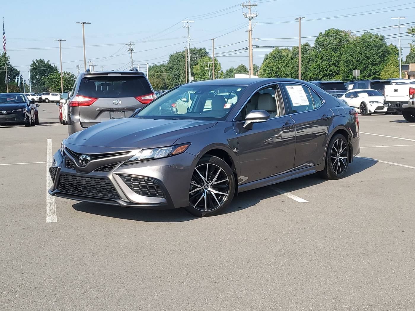 2024 Toyota Camry SE — Sedan — 4,947 mi — Gallatin, TN