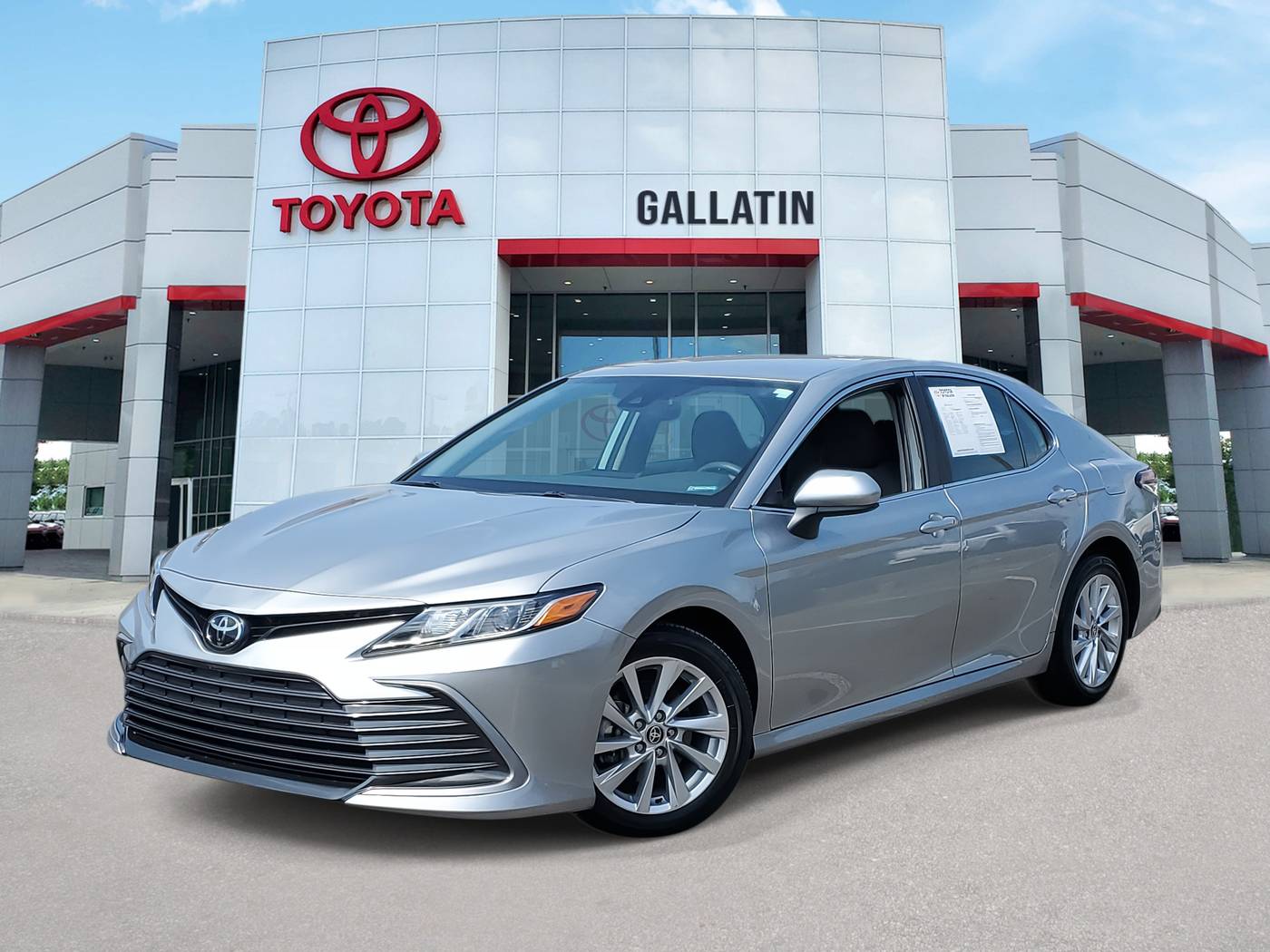 2023 Toyota Camry LE — Sedan — 9,819 mi — Gallatin, TN