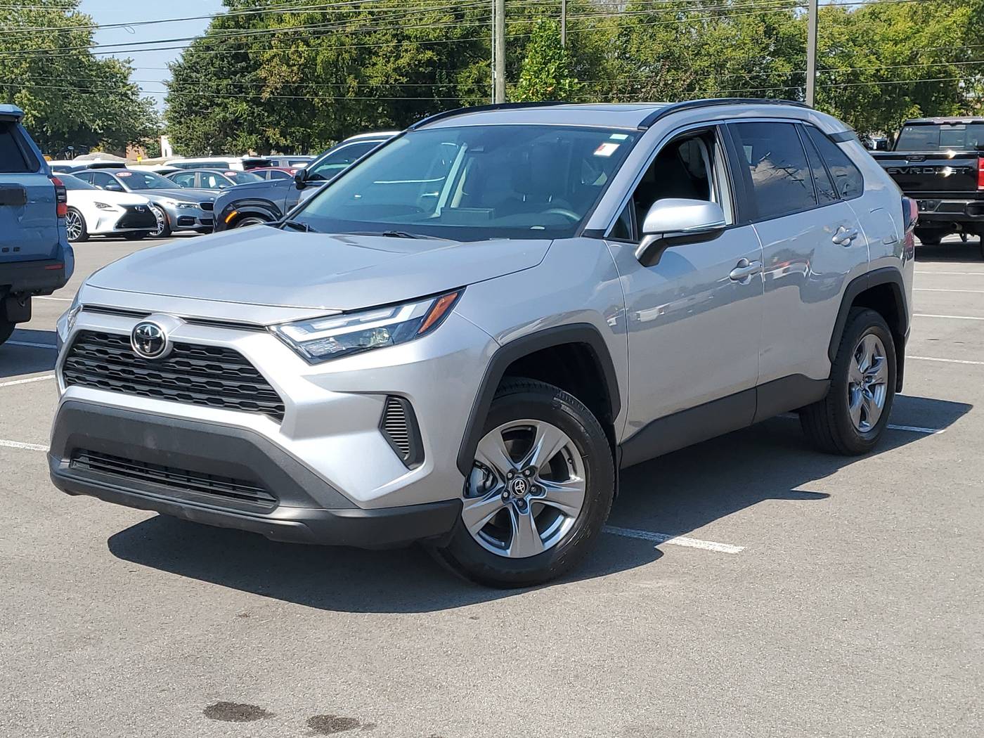 2025 Toyota RAV4 XLE — SUV — 9,508 mi — Gallatin, TN