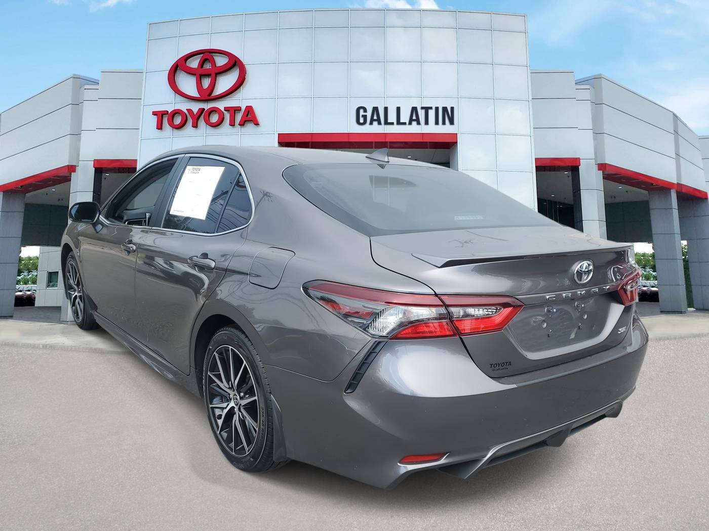 2023 Toyota Camry SE — Sedan — 39,200 mi — Gallatin, TN