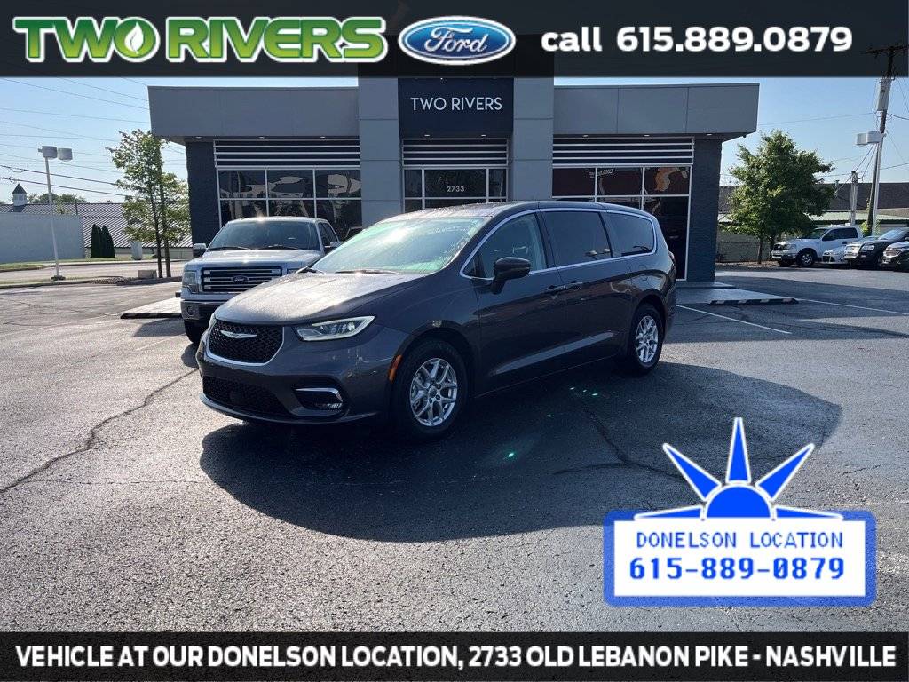 2023 Chrysler Pacifica Touring L — Minivan — 71,903 mi — Mount Juliet, TN