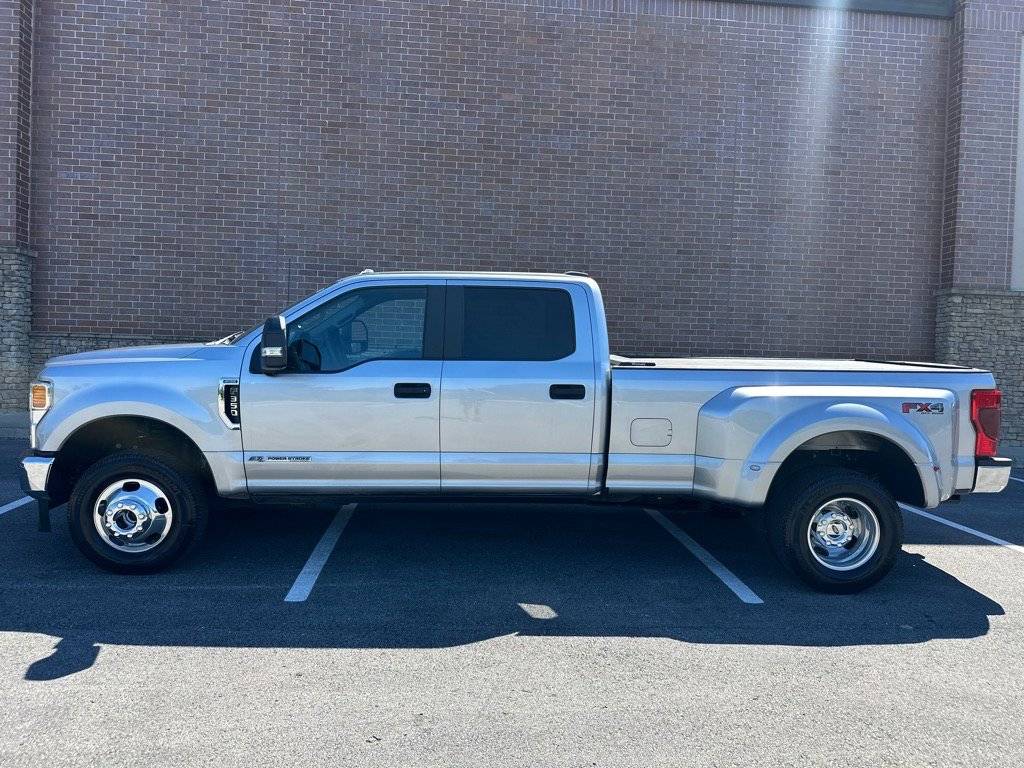 Thumbnail 3